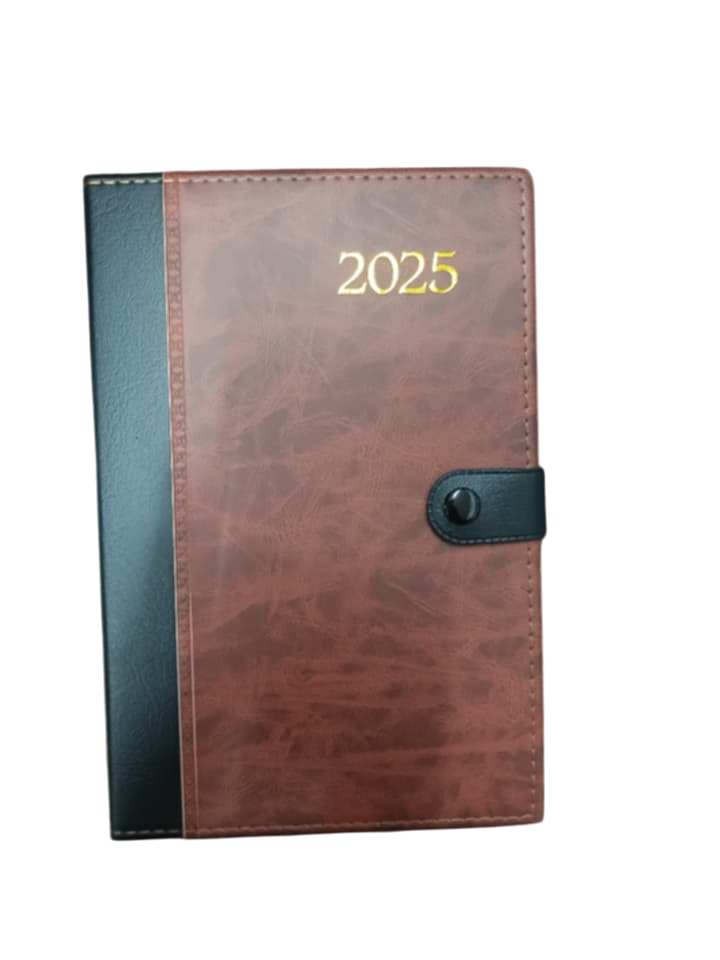 AGENDA JOURNALIER COUVERTURE SIMILI CUIR 2025